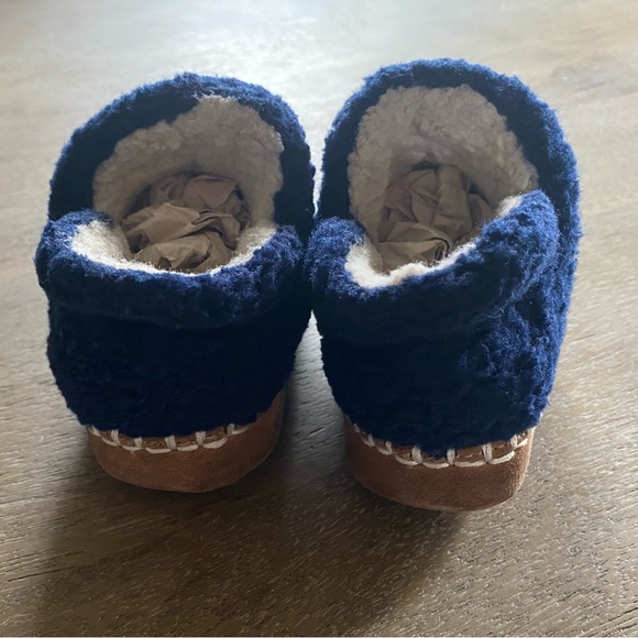 L.L. Bean | Cozy Toddler Slippers • Size 5/6 - Picture 7 of 9